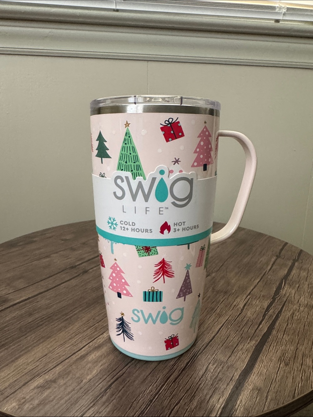 Swig Life 22oz Sugar Trees Pink Holiday Thermal Tumbler with Handle